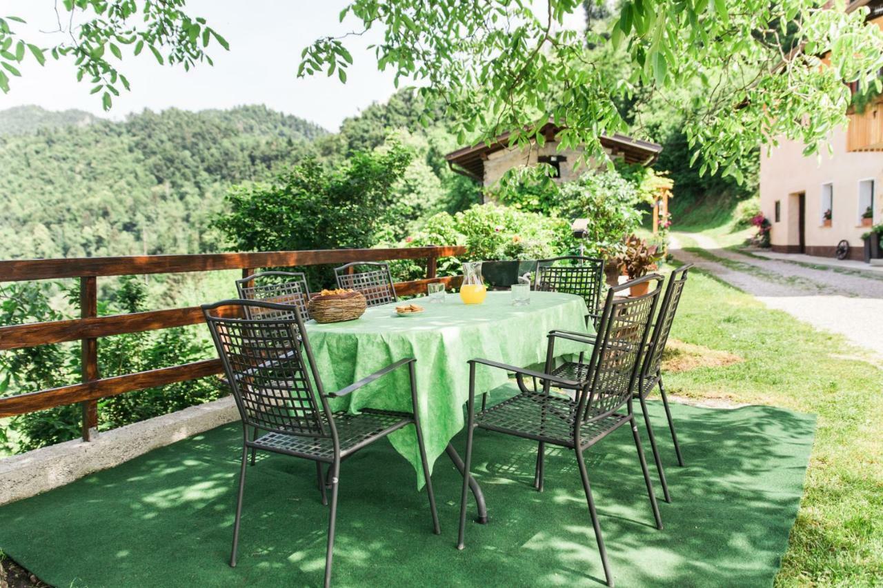 Hostal Pocitniska Hisa Pologar Tolmin Exterior foto